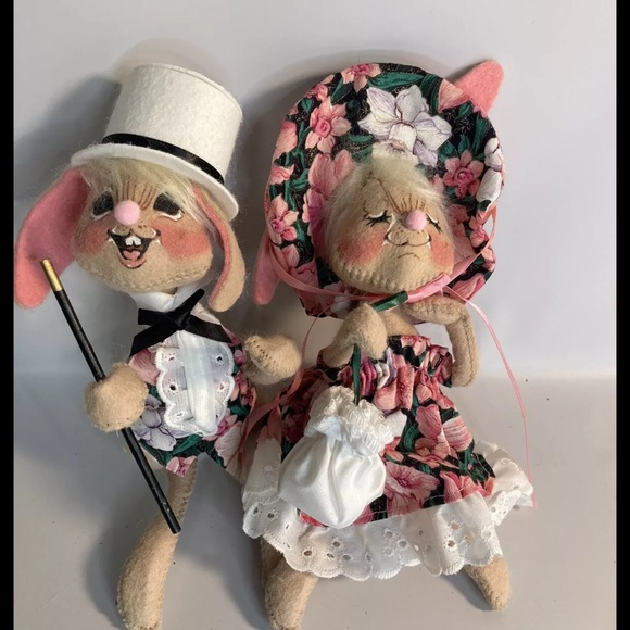 Annalee Dolls boy girl Easter bunny vintage 1997